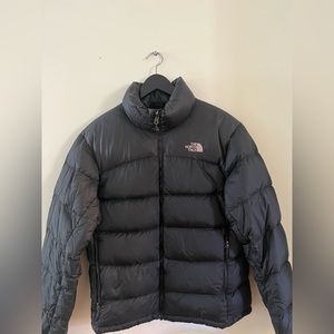 North Face Men puffer. 700 filing